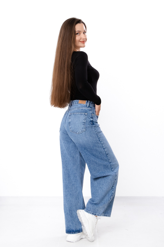 Джинси жіночі